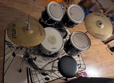 Batteria acustica Sonor completa