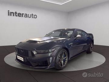 FORD Mustang Fastback 5.0 V8 Dark Horse 453cv