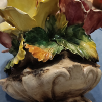 Centrotavola con rose colorate