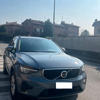 VOLVO XC40 B3 - essential N1
