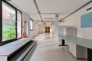 UFFICIO CON POSSIBILITA' DI CAMBIO D'USO