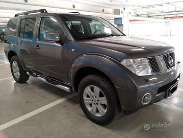 NISSAN PATHFINDER 2.5 CHROME EDITION