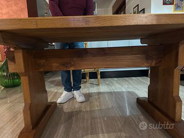 Tavolo di castagno massello