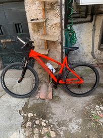 B’Twin ROCKRIDER 340