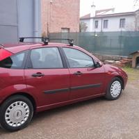 ford focus con gangio traino