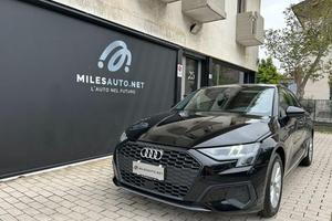 AUDI A3 30 g-tron S tronic Fari LED ACC IVA espo