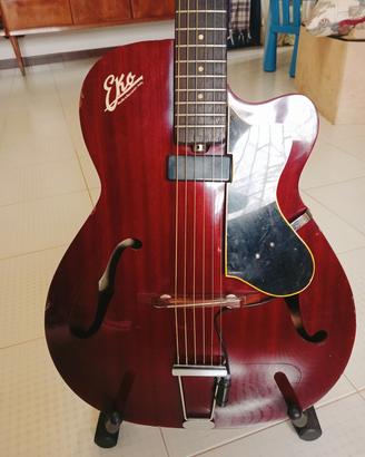 chitarra archtop Eko Mascot 