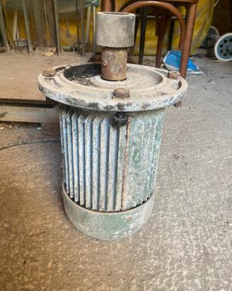 Motore trifase e monofase