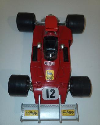 modellino Ferrari 