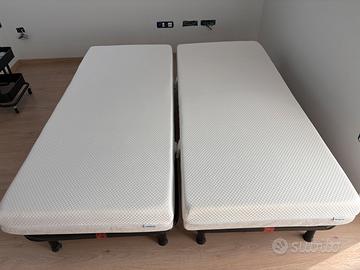 Due letti singoli con materassi