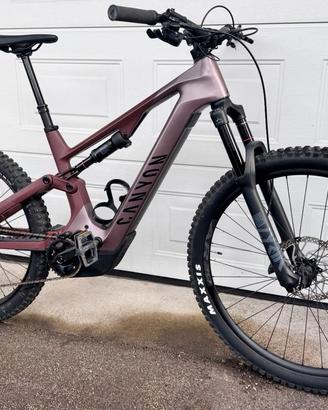 Canyon Spectral ON tg M 900Wh CARBONIO Garanzia