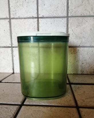 barattolo Tupperware 1.5 litri 