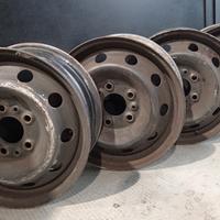 Cerchi in ferro Fiat Ducato da 15