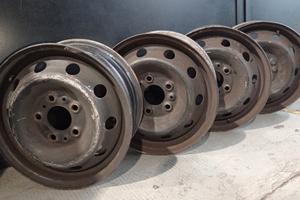 Cerchi in ferro Fiat Ducato da 15