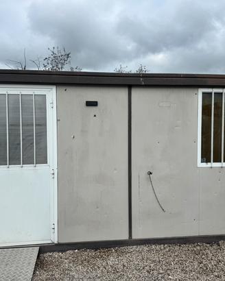 Container box coibentato