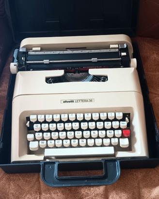 macchina da scrivere olivetti