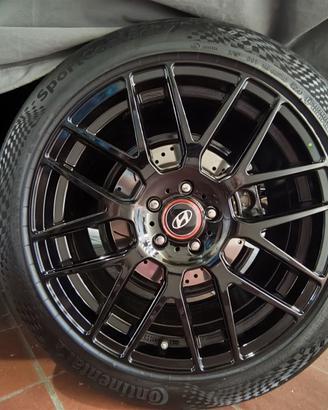 Cerchi in lega neri WH26 19” x 8,5” ET40 5x114,3