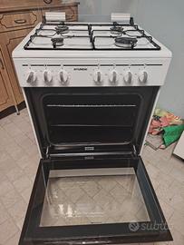 cucina a gas Hyundai