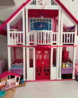 Barbie : glam vacation house / + cuccia 