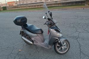 Scooter Sport city 200
