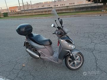 Scooter Sport city 200