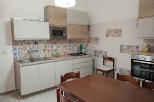 Casa a 150 metri da mare con cortile esterno