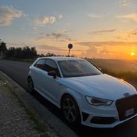 Audi A3 2.0 184 cv quattro s-tronic s-line