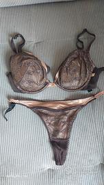 Completo push up e perizoma Wonderbra