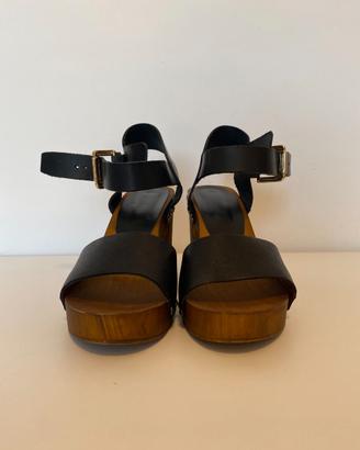 Sandali Bata, nuovi, neri e legno con cinturino