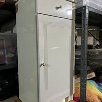 Mobiletto bagno bianco