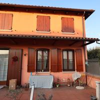 Ampia bifamiliare a Rozzampia (Thiene)