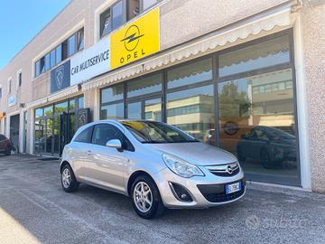 Opel Corsa 1.2 GPL - 2012