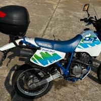 Suzuki dr 350
