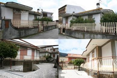 Falciano villa indipendente su 2 livelli con giard