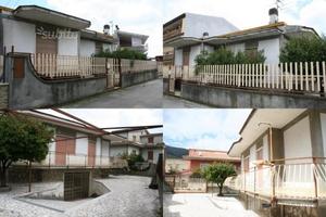 Falciano villa indipendente su 2 livelli con giard