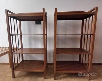 Coppia di piccole librerie