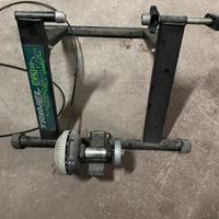 Cavalletto per bicicletta per allenamento indoor