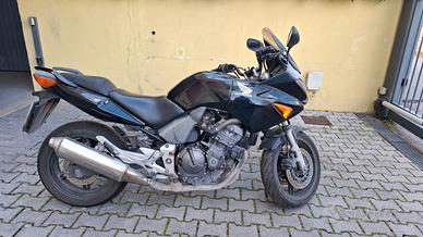 Moto Honda CBF 600 anno 2005