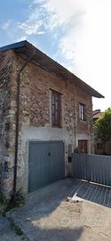 Rustico indipendente in sasso