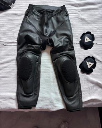 Pantaloni moto Dainese in pelle perforata