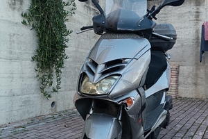 Scooter Aprilia Leonardo 125 anno 2003