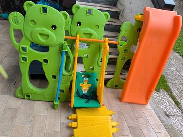 Scivolo con altalena