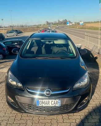 Opel Astra SW 1.4B/GPL 2013