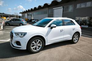 Audi Q3 40 TDI quattro S tronic Business Advanced