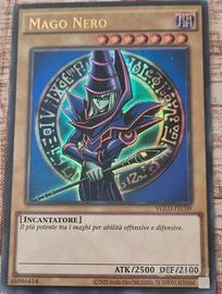 Carta YUGIHO Mago Nero ultra rara
