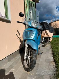 Scarabeo 125 light del 2009