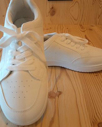 sneakers bianche bimba n.35
