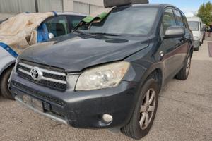 Toyota rav4 anno 2009 ricambi usati