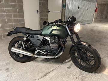 Moto Guzzi V7 - 2014