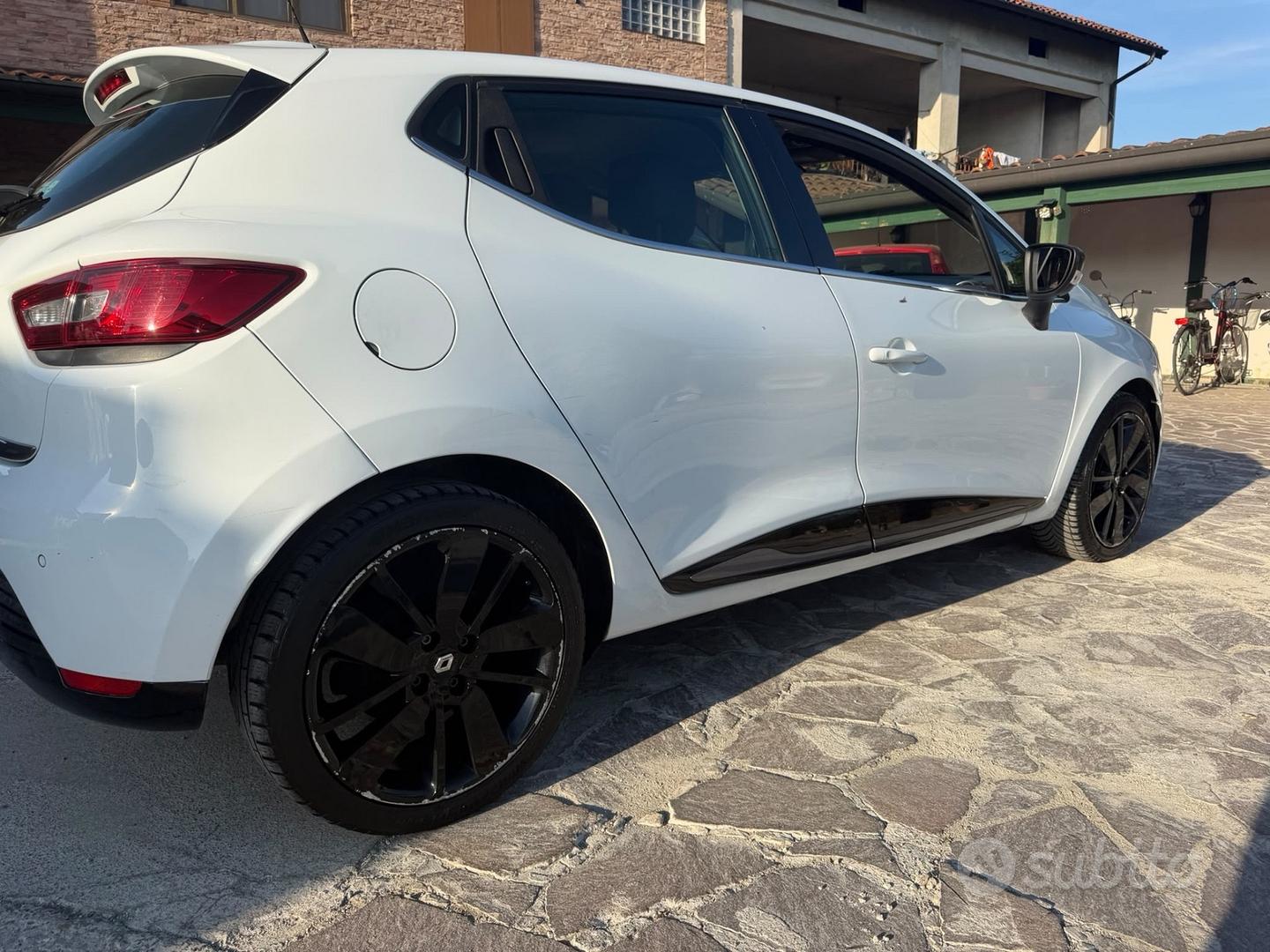 Renault Clio 2014 photo 4